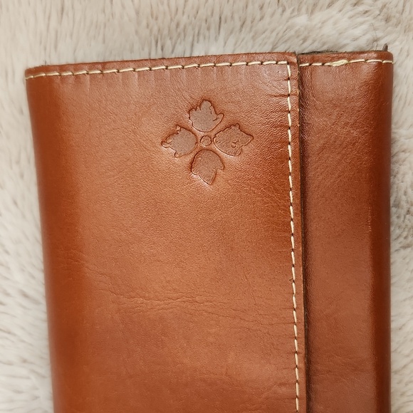 Patricia Nash Terresa Trifold Wallet Classic Fashion Must Haves - Picture 2 of 16